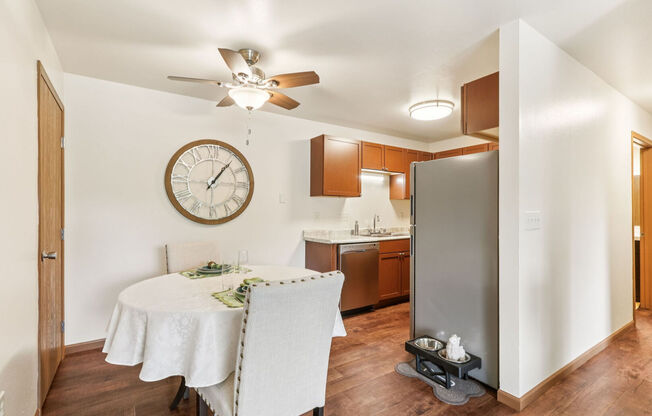 Woodfield Heights Apartments