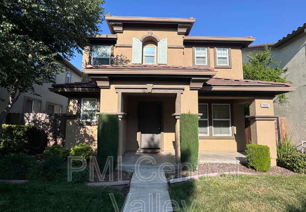 10920 HONEYSUCKLE WAY