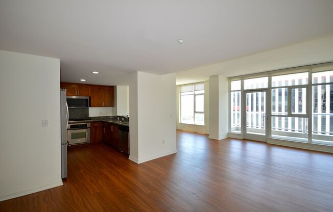 2 beds, 2 baths, $3,950, Unit Unit 1604