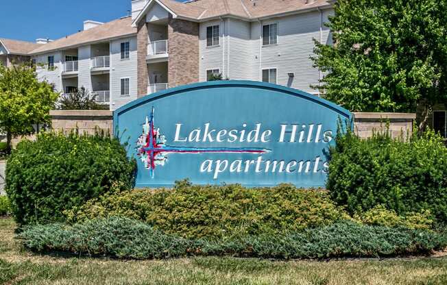 Lakeside Hills Apartments Property Signage