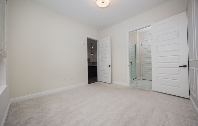 2 beds, 2 baths, 1,017 sqft, $1,880, Unit 526
