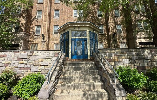 2809 W. Queen Lane