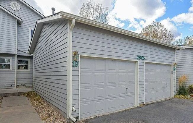 Beautiful 3 Bed 2.5 Bath Townhouse in NW Fort Collins!