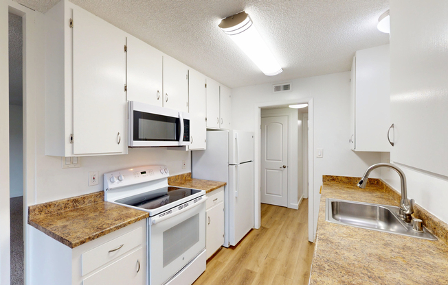 827 LAS GALLINAS AVE