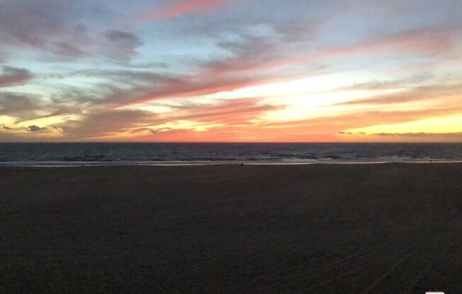 3711 OCEAN FRONT WALK