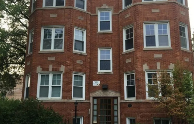 829 S. Euclid Apartments!