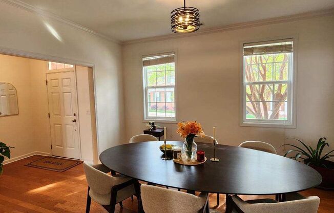Stunning 3BD, 2.5BA Raleigh Townhome with a 1-Car Garage and Premier HOA Amenities
