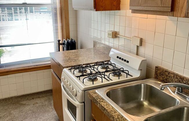 Studio, 1 bath, 450 sqft, $1,695, Unit 530-504