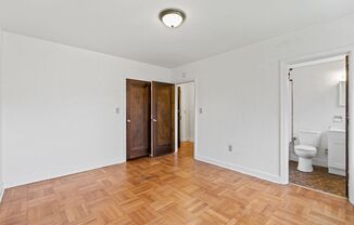 1 bed, 1 bath, $1,000, Unit 103