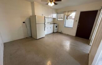 1 bed, 1 bath, 400 sqft, $1,650, Unit B