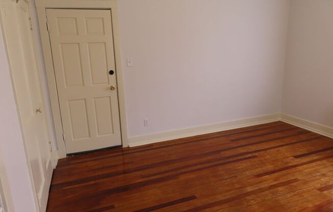 Studio, 1 bath, 400 sqft, $685, Unit #15