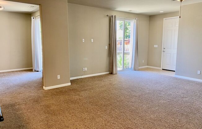 $2,150 HWY 168 & Shepherd, 2 Bedroom +office - Heritage Ave, Clovis - Harlan Ranch