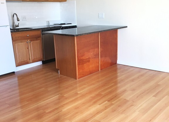 1 bed, 1 bath, 550 sqft, $2,950, Unit 311