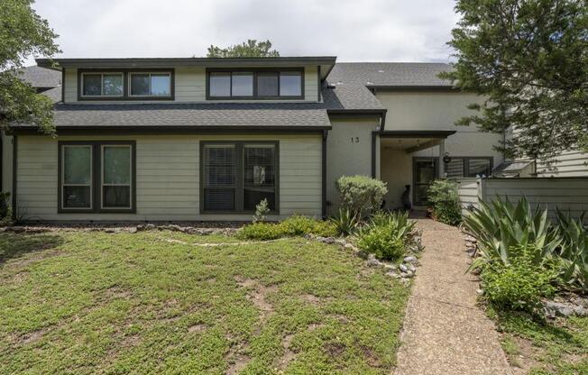 13 CASA VERDE ST