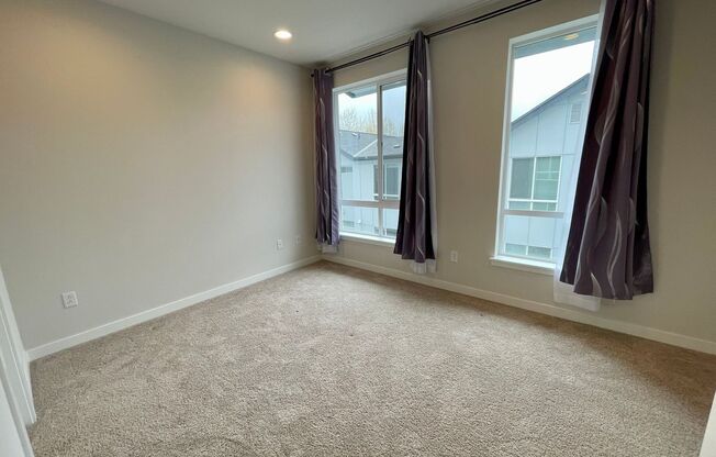 2 beds, 2.5 baths, $2,899