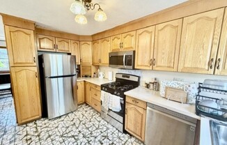 3 beds, 2 baths, $3,000, Unit 1