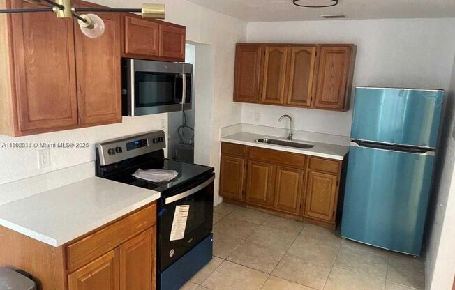 1225 NW 45th Street FRONT, Miami, FL 33142