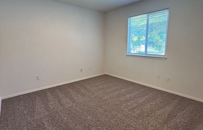 128 Hunter Court - 4 Units