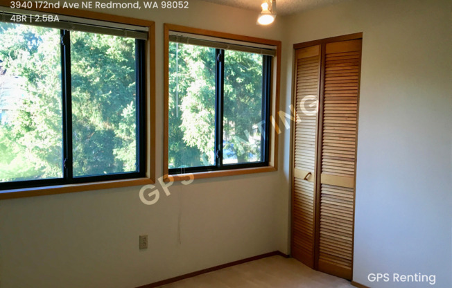 Beautiful 4 Bedroom near Microsoft Available Now!