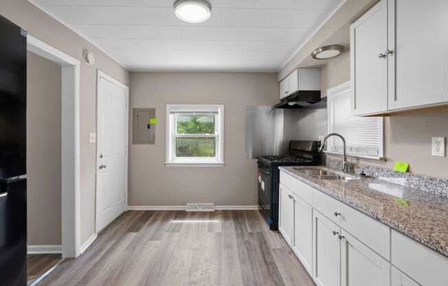 Beautiful 2-bedroom, 1-Bathroom Home