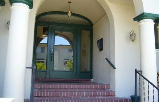 445 S. 3rd St.