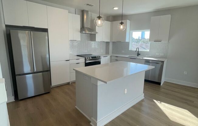 2500 Longview Street #400