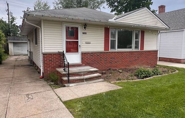 9414 McCracken Blvd, Garfield Heights, OH 44125 Rent: $1,495/month  3 Bedrooms |  1 Bathroom