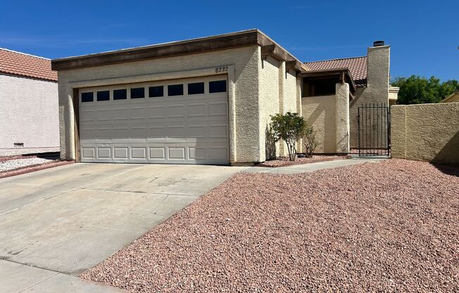 Charming Summerlin retro 2-bedroom home