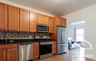 908 W BELLE PLAINE AVE