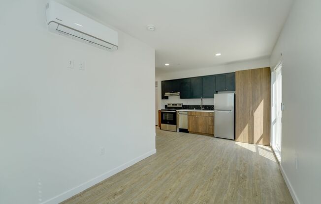 1 bed, 1 bath, 390 sqft, $2,195, Unit 105