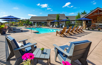 the swimming pool at the resort at governors crossing