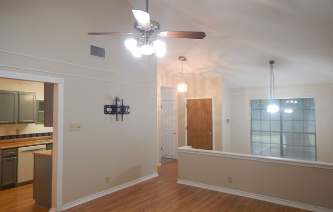 5906 Spring Crossing