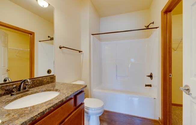 Bathroom with Modern Finishes