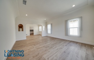 6135 1/2 SATURN ST
