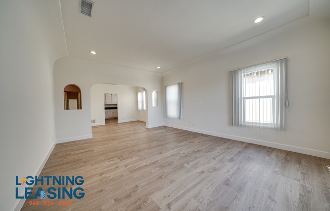 6135 1/2 SATURN ST