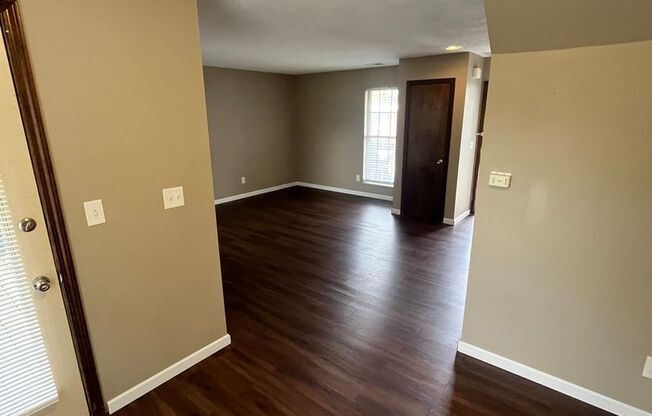 2 beds, 2 baths, $1,025, Unit 10115