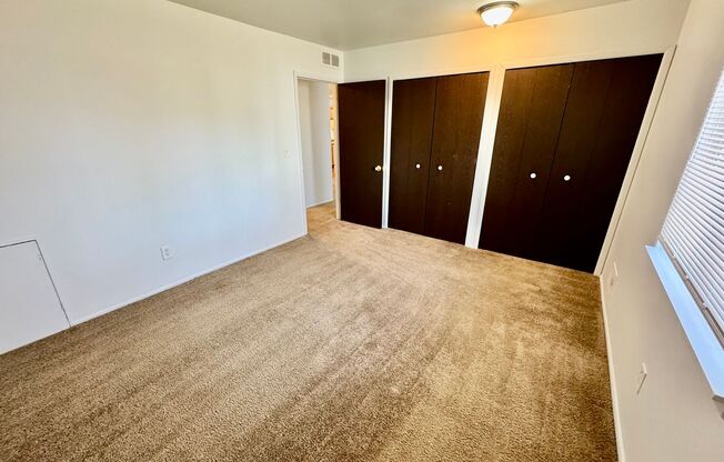 2 beds, 1 bath, 850 sqft, $1,345, Unit 905