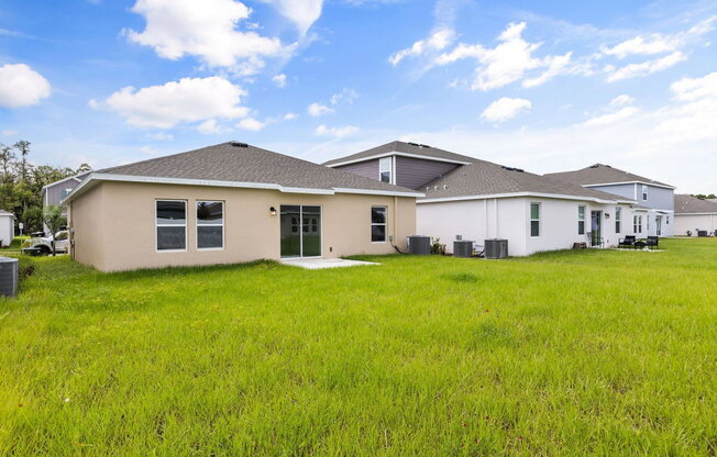 3 beds, 2 baths, 1,555 sqft, $2,350