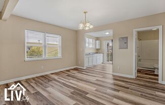 2 Bed, 1 Bath Pet-Friendly Apartments!