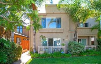 Beautiful 2 bedroom, 2 bath town house with one car garage