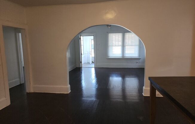 3 beds, 2 baths, 1,512 sqft, $999, Unit Unit A