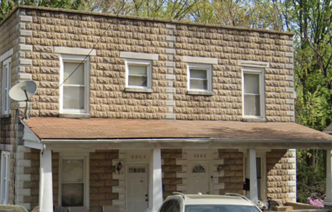 3800 GLENMORE AVE