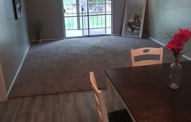 2 beds, 1.5 baths, 982 sqft, $1,299, Unit 56