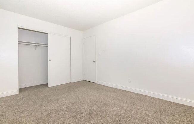 1 bed, 1 bath, 600 sqft, $1,305, Unit 08-106