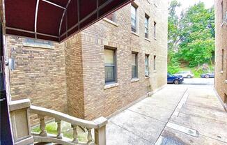 86 Convent Place