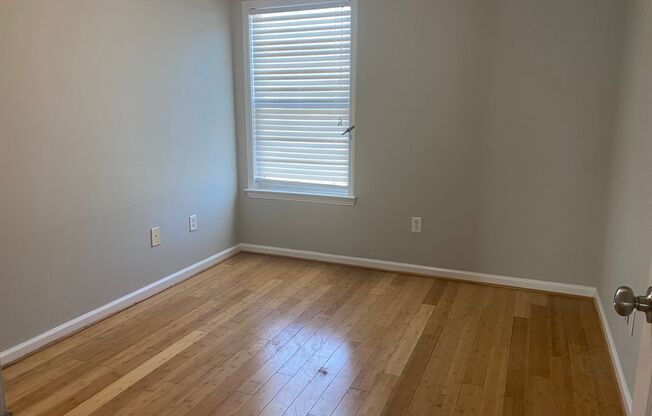 Townhome * Convenient to 1-20