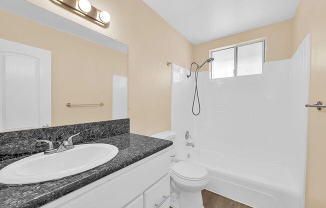 1 bed, 1 bath, 432 sqft, $1,900, Unit 10132.5