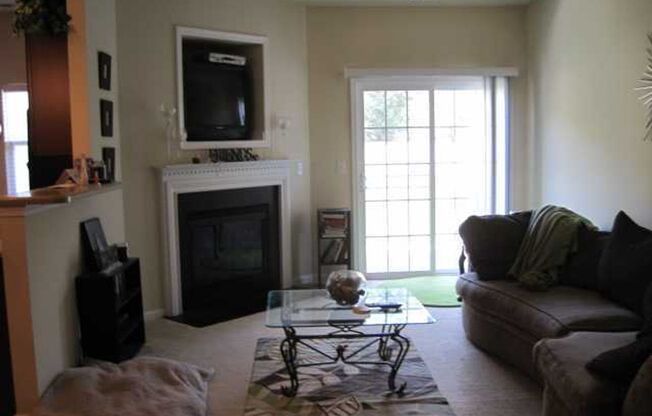 3 beds, 2 baths, $1,950