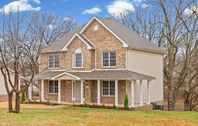 Spacious 3 bedroom 2 1/2 bath home for rent!