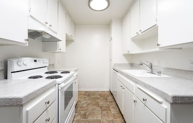 1 bed, 1 bath, 615 sqft, $1,875, Unit H